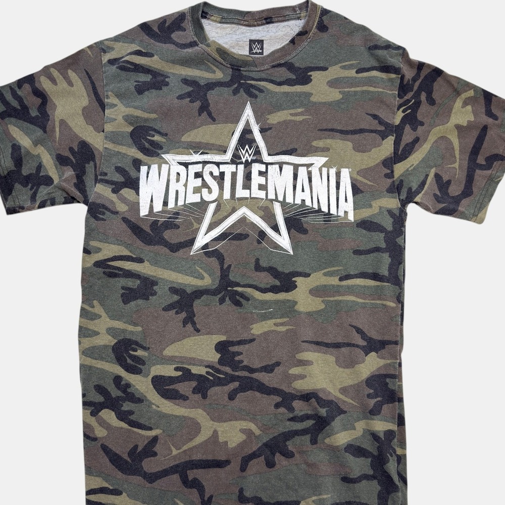 WWE WrestleMania 38 T-Shirt Medium Mens Camo Wrestling Event Graphic Tee Green